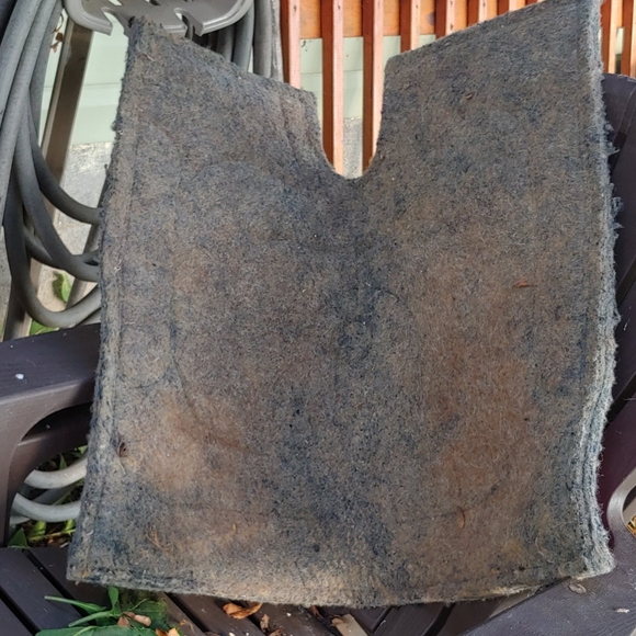 Saddle blanket - Picture 3 of 3